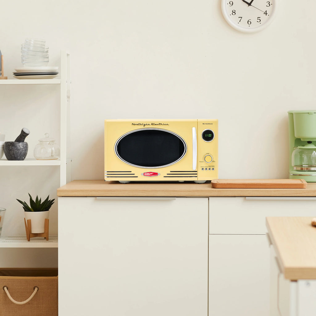 Retro Microwave - Countertop Microwave Oven - Includes 12 Pre-Programmed Settings and Digital Clock - 0.9 CU Ft. - 800 Watts - Yellow