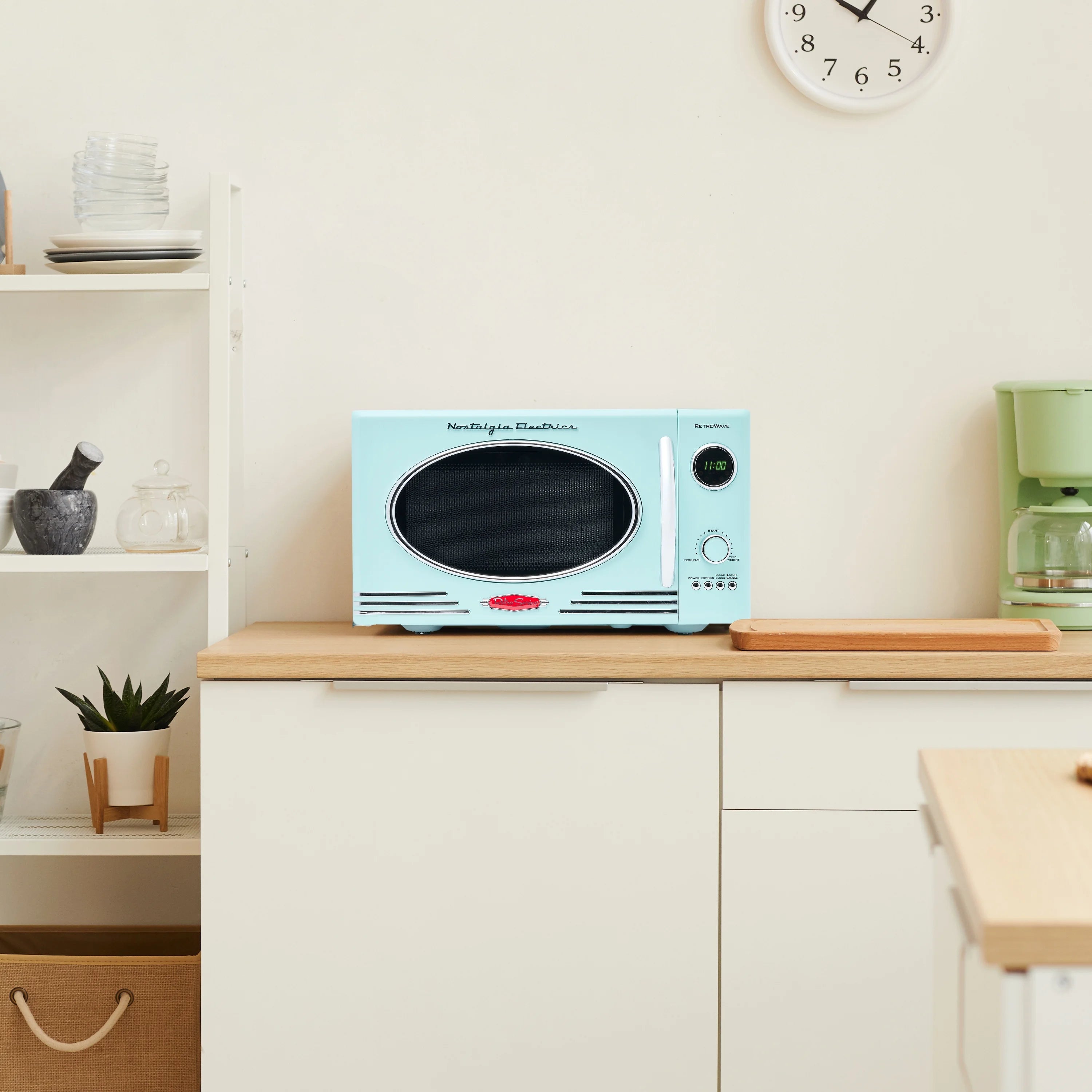 Retro Microwave for Countertop 0.9 cu ft Vintage Microwave, Aqua